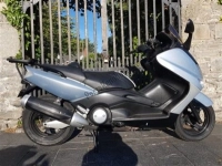 Alle originele en vervangende onderdelen voor uw Yamaha XP 500A T MAX 2006.