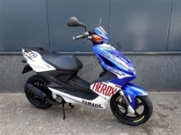Alle originele en vervangende onderdelen voor uw Yamaha YQ 50L Aerox Race Replica 2008.