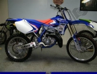 Wszystkie oryginalne i zamienne części do Twojego Yamaha YZ 125 2004.