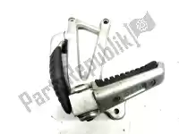 037069860, Ducati, Suspensión reposapiés, izquierda, pasajero Ducati Supersport 888 Paso 851 ST4 ST3 ST2 907 ST4S 750 400 600 900 906 916 1000 944 996 SS Nuda Strada Carenata Junior FE i.e S DS Final Edition, Usado