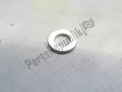Here you can order the washer from Suzuki, with part number 0916806004: