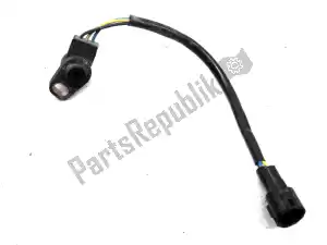 suzuki 1358040F20 sensor - Lado inferior