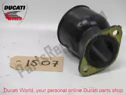 Aqui você pode pedir o duto em Ducati , com o número da peça 13720011A: