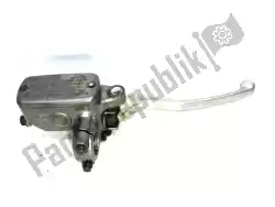 Here you can order the brake pump, front side, front brake from Honda, with part number 45522422000: