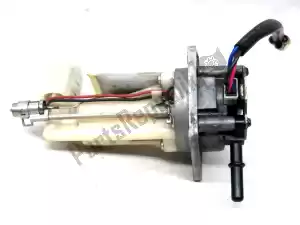 kawasaki 490400026 fuel pump - Bottom side