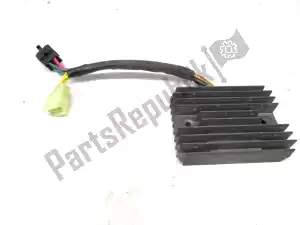 ducati 54040111C voltage regulator - Bottom side