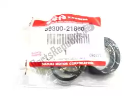 Here you can order the seal set,piston from Suzuki, with part number 5930021860: