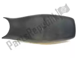 Here you can order the saddle, black from Honda, with part number 77200MS9750ZB: