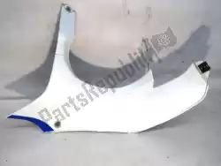 Here you can order the top fairing, white, right from Honda, with part number 83630MM5881ZB: