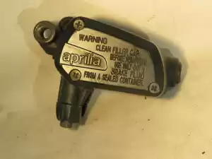 aprilia 851645 bomba de embrague - Lado inferior