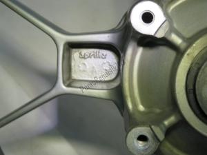 aprilia 854792 roue arrière, aluminium, 17 pouces, 6, 10 rayons - Milieu