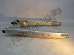 aprilia AP8105135 swingarm - image 9 of 24