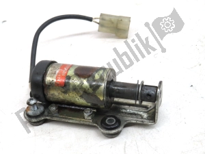 aprilia AP8112567 solenoide de la válvula de potencia - Lado superior