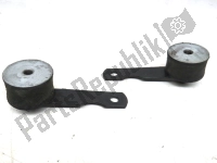 AP8120401, Aprilia, Motorophanging, Gebruikt