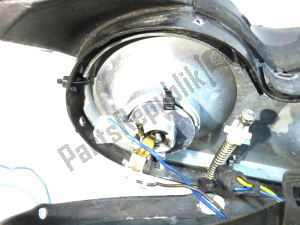 aprilia AP8124522 headlight, oval - Right side