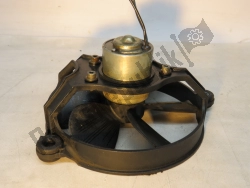 Aprilia AP8130825, Ventilador del radiador, OEM: Aprilia AP8130825