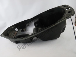 Aprilia AP8179447, Compartimento do capacete, OEM: Aprilia AP8179447