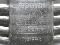 AP8201534, Aprilia, Crochet sous-pont cpl., Nouveau