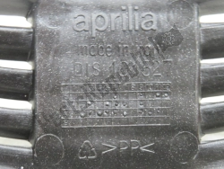 Aprilia AP8201534, Crochet sous-pont cpl., OEM: Aprilia AP8201534