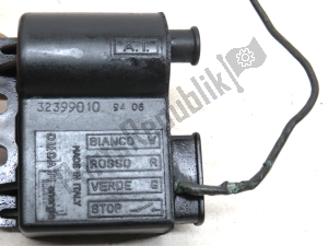 aprilia AP8212119 ignition coil - Bottom side