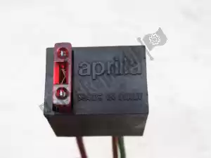 Aprilia AP8212143 diode module and fuse box - Bottom side