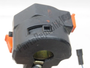 aprilia AP8212166 handlebar switch, left - Left side