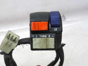 aprilia AP8212328 interruptor de manillar, izquierda - Lado inferior