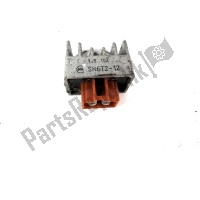 AP8224102, Aprilia, Voltage regulator, Used
