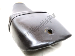 aprilia AP8229075 saddle, black - Right side