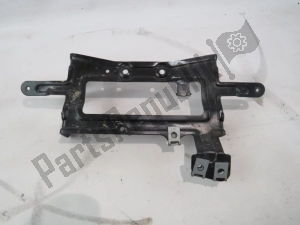 aprilia AP8232941 suporte para refrigerador de água - Parte inferior