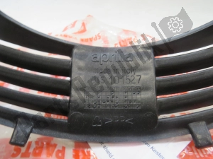 aprilia AP8248655 scoop, black - Upper side