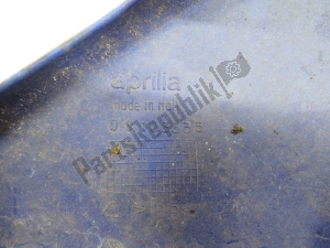 aprilia AP8248980 owiewka boczna, niebieska, lewa - Dolna część