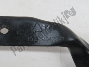 aprilia AP8249455 asa de mano para pasajero dúo, negro - Lado izquierdo