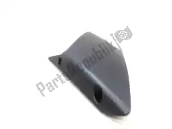 Here you can order the rh baffle. Black from Piaggio Group, with part number AP8268048: