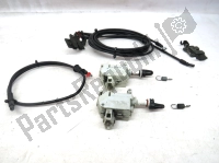 CM082504, Aprilia, Throttle body / ignition lock / ecu / trunk and buddy lock mechanism, Used
