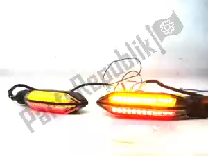 Yamaha YMEFLB2F1000 knipperlicht, links en rechts - Overzicht