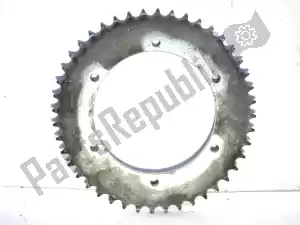 aprilia ap8107036 chain sprocket - Bottom side