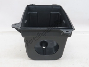 aprilia ap8131120 air filter box - Right side