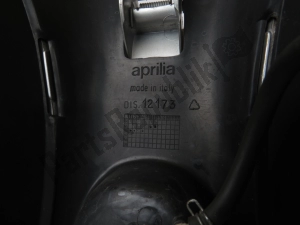 aprilia AP8138930 pedana - Il fondo