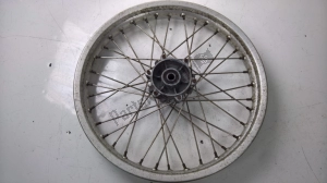 aprilia AP8108469 front wheel 2.15 x 19 - Right side