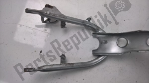 aprilia AP8135986 protezione del blocco motore - Parte inferiore