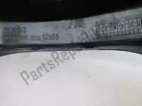 AP8249879, Aprilia, Couvercle de guidon Aprilia SR 125 150 50 AC WWW LC Sport Racing H2O Carb Ditech Replica SBK Street i.e Funmaster R Factory, Utilisé
