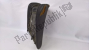 aprilia ap8229255 saddle - Upper part