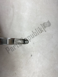 aprilia AP8102401 hose clamp d50-70x8 - Bottom side