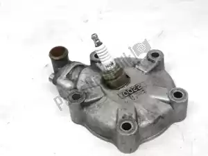 suzuki 1111122D01 cylinder head - Upper side