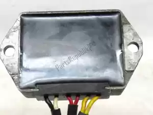 ducati 54040111c voltage regulator - Upper side