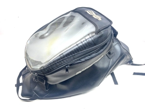 Yamaha  tank bag - Right side