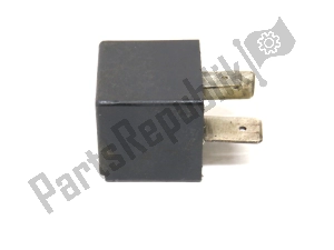 aprilia ap8212085 starting relay - Bottom side