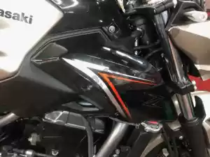 Kawasaki 491330020660 painel lateral, preto, direito - Parte de cima