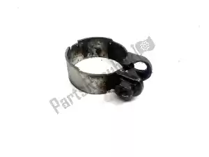 suzuki 1445907A00 clamp - Bottom side